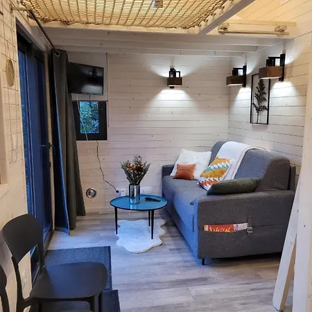 Tiny House *